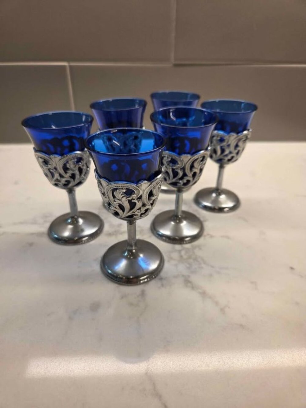 Vintage cobalt blue tiny little liquor glasses 6 total